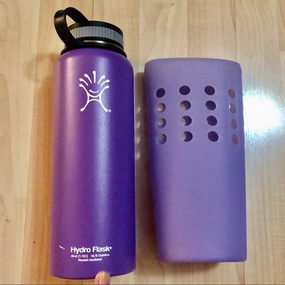 Hydro Flask Other - HYDROFLASK - 40oz PURPLE+ protective skin! offer!